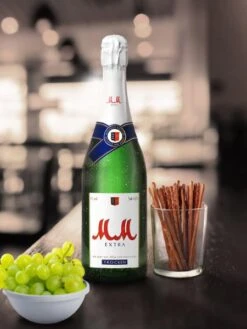 MM Extra Sekt Trocken 9 MM Extra Sekt Trocken -Getränkeladen 4504070121 4011900800108 03.jpg