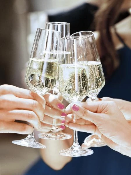 MM Extra Sekt Trocken 7 MM Extra Sekt Trocken – Bild 5